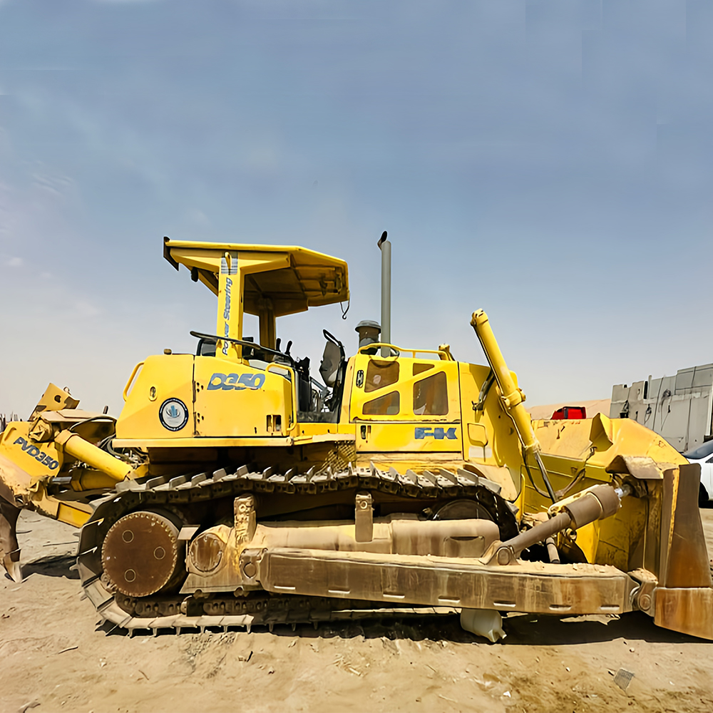جرافة مجنزرة (بلدوزر) موديل PVD350
